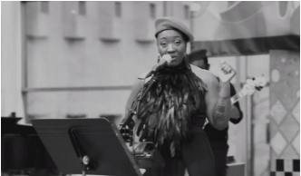 PsyWrn Simone performing live